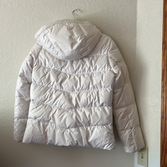 Nike winter White down puffy jacket zippered removable hood extra inside pocket - Picture 2 of 6